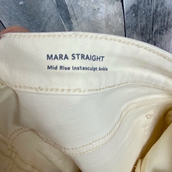DL1961 Mara Mid Rise Straight in Parchment Size 18 New! - Picture 11 of 16